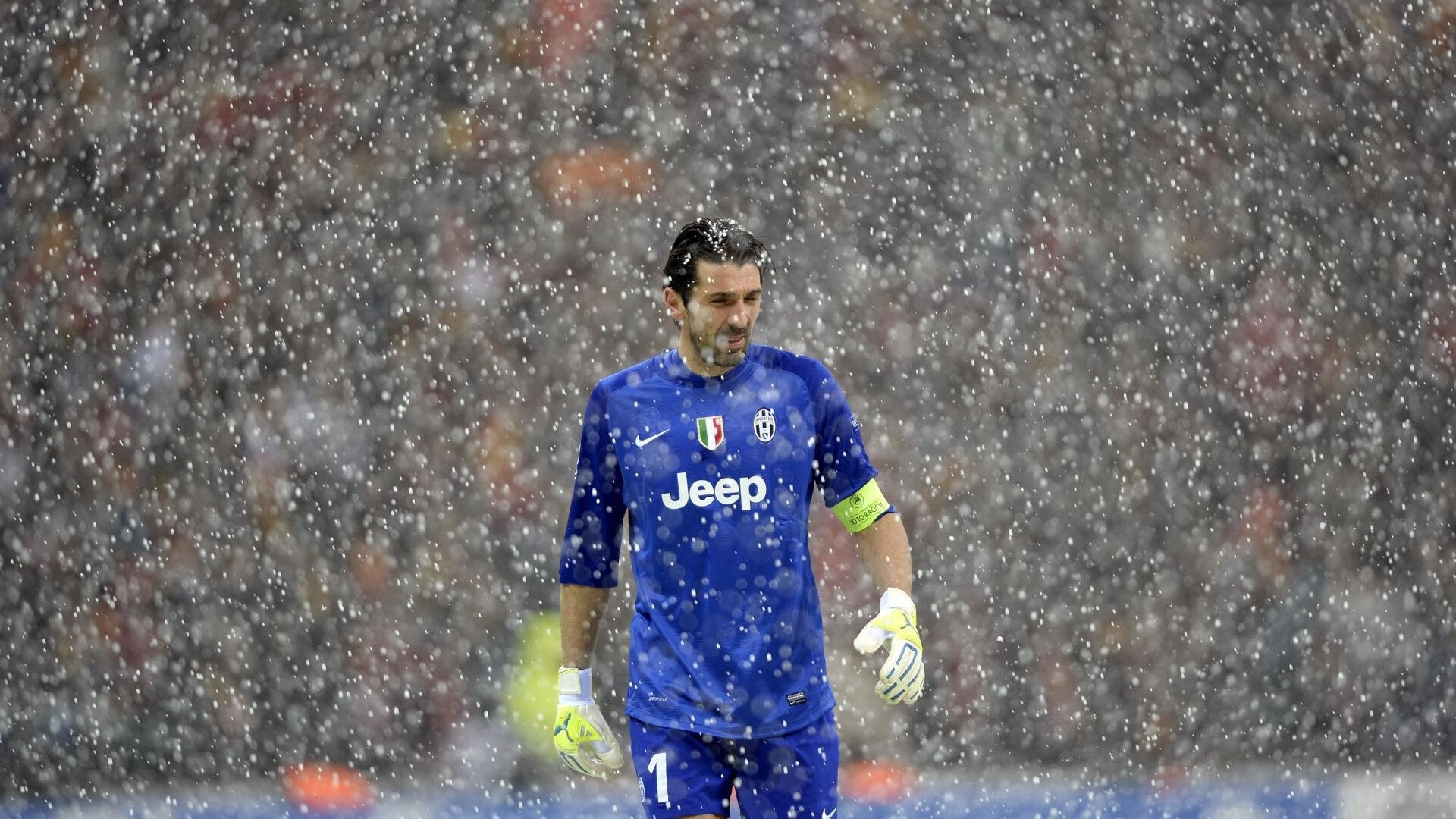 阿扎伦卡新星最后时刻胜出表现突出,SKT前途光明!全场沸腾不已