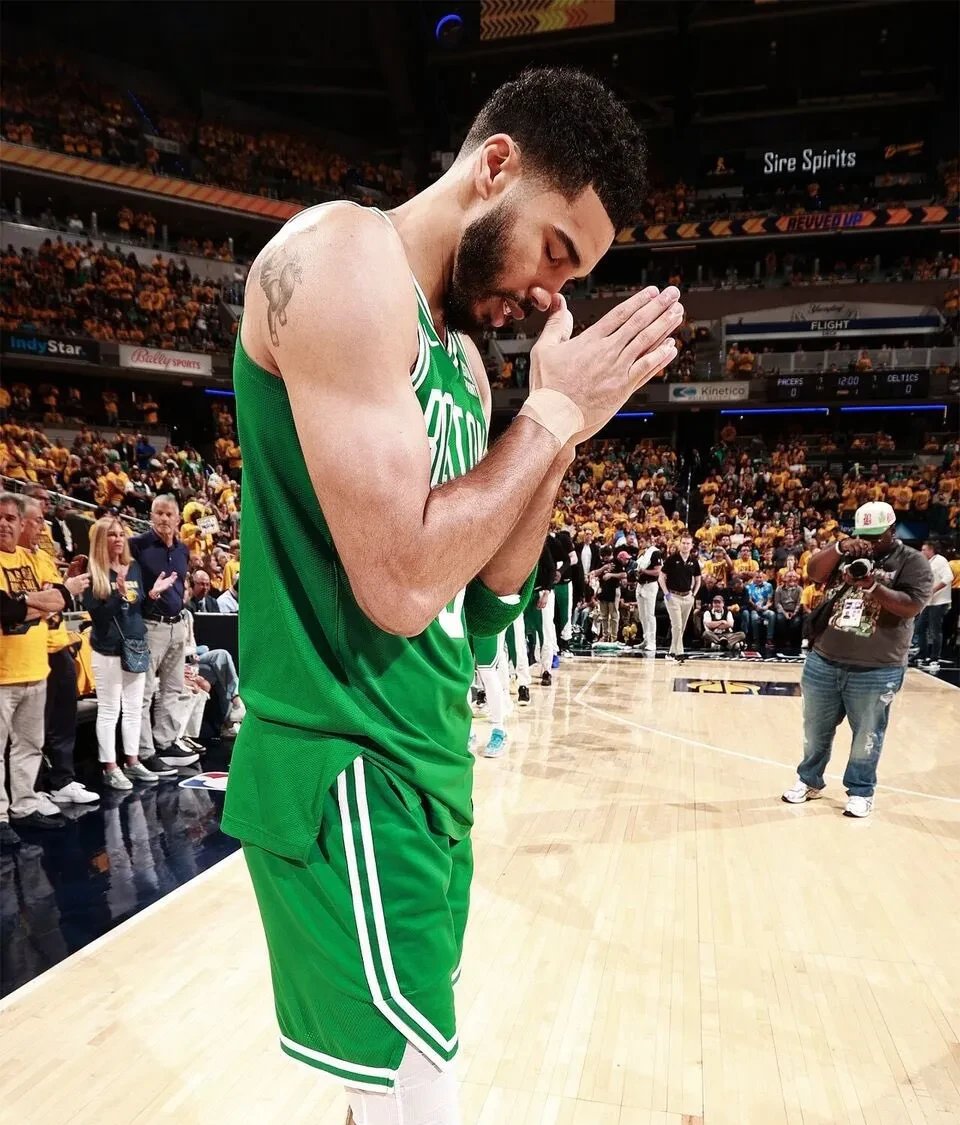 塔图姆回归赛场，回归赛场首场状态亮眼，切尔西观众沸腾！的简单介绍