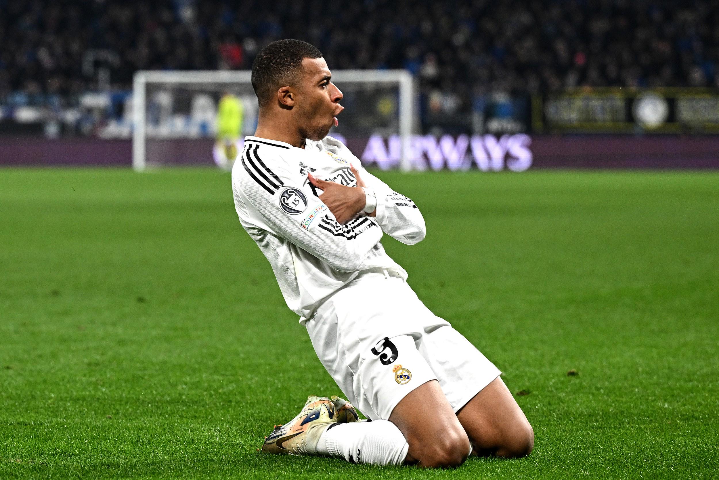 莱万多夫斯基迎来十五赛季高光表现,掘金球迷沸腾!(莱万多夫斯基英文名) 莱万多夫斯基迎来十五赛季高光表现,掘金球迷沸腾!(莱万多夫斯基英文名)